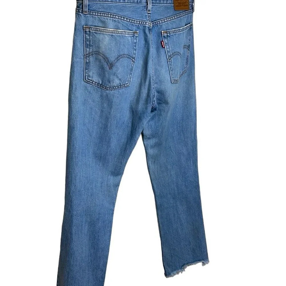 Levi’s - Wedgie Straight, Icon-Fit, Distressed Cropped High Rise Jeans - Size 27 - Picture 7 of 17